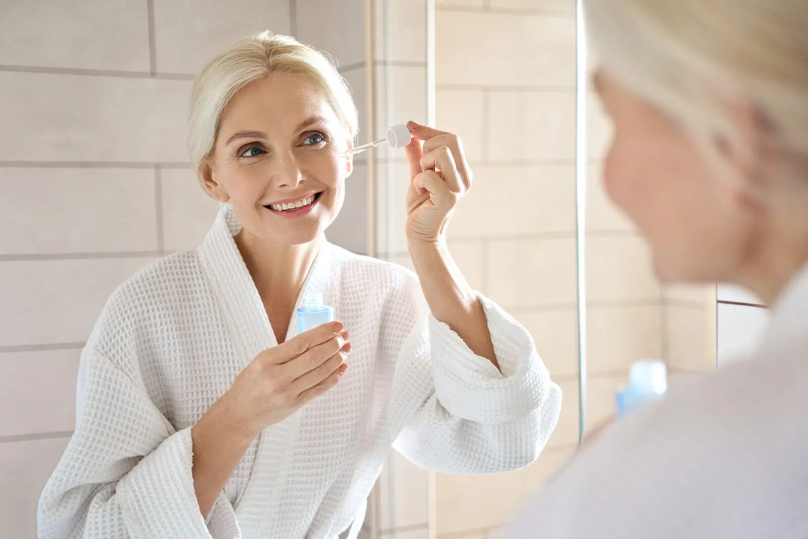 Hydrater le contour des yeux