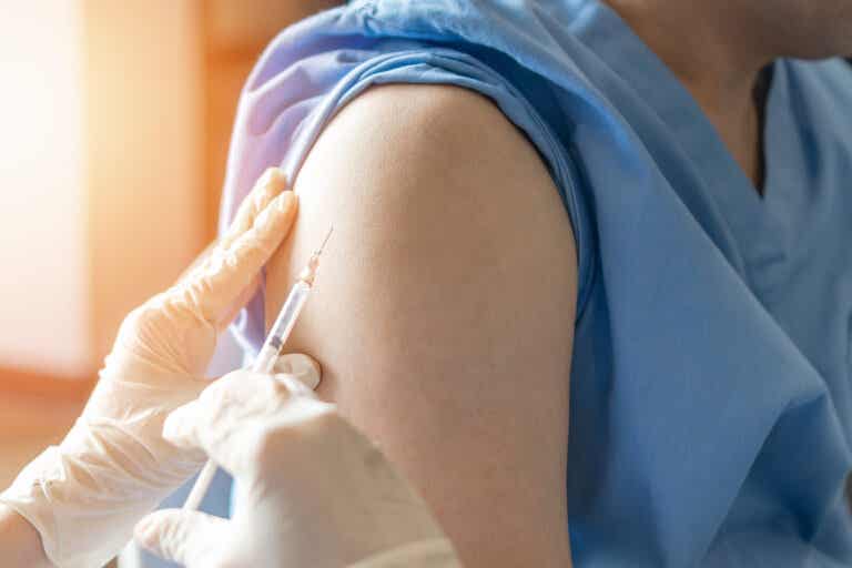 Vacuna contra el VPH y salud oral: ¿cómo se relacionan?