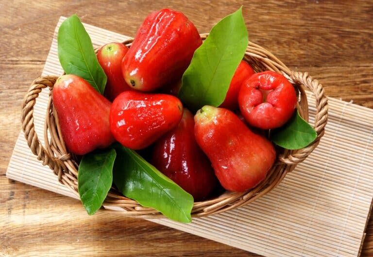 Pomarrosa: características, propiedades y beneficios