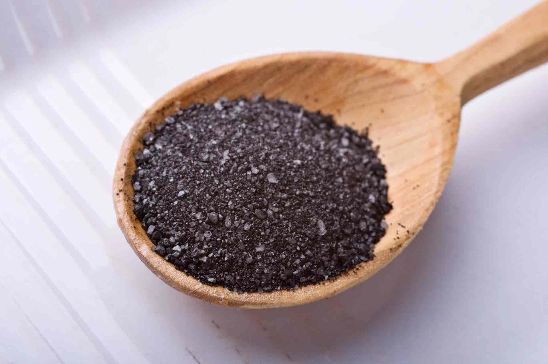 ¿Qué es la sal negra y para qué sirve?