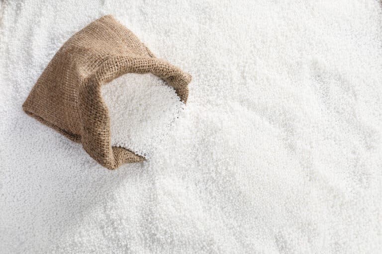 Sales de amoniaco en deportes de fuerza: ¿cuáles son sus efectos?