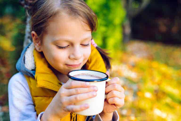 ¿Cuáles son los efectos de la cafeína en los niños?