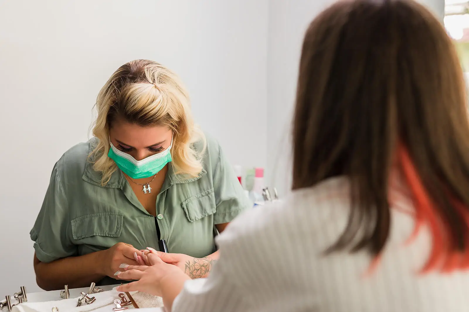 Ongles en fibre de verre : que sont-ils et d'où viennent-ils ?