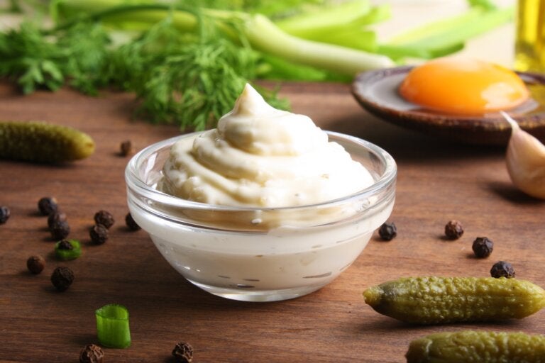 Salsa tártara: nutrientes, beneficios y cómo consumirla