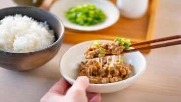 Natto, el viscoso alimento japonés que aporta probióticos