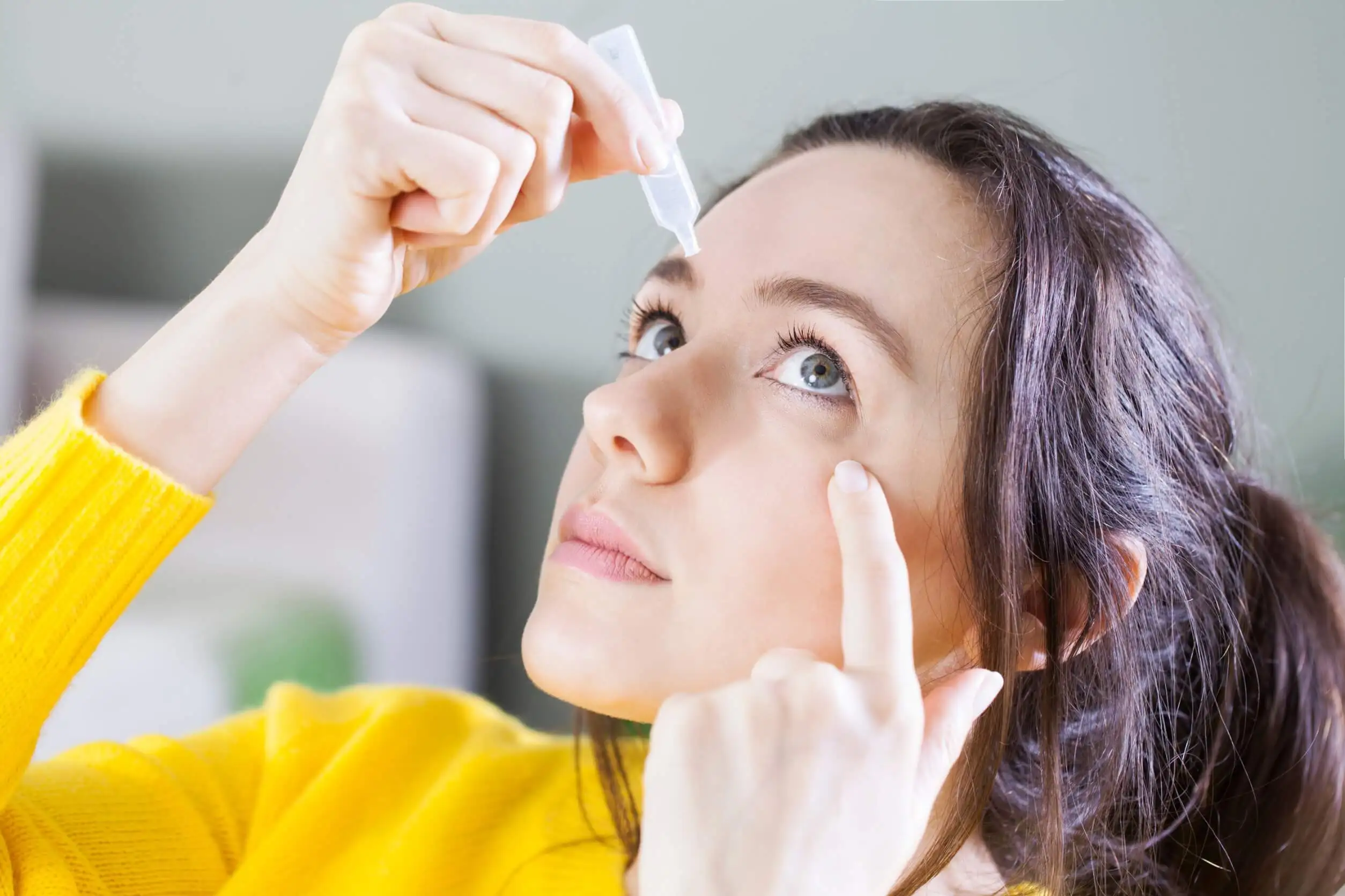 Larmoiement ou épiphora oculaire : qu'est-ce que c'est et pourquoi se produit-il ?