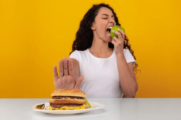 2 alimentos que debes reducir de tu dieta para bajar la inflamación y perder peso