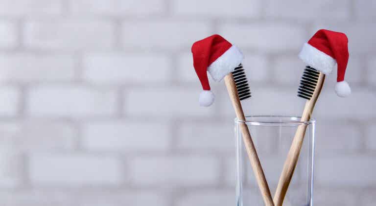 Los 5 enemigos de tu salud dental durante las fiestas de Navidad