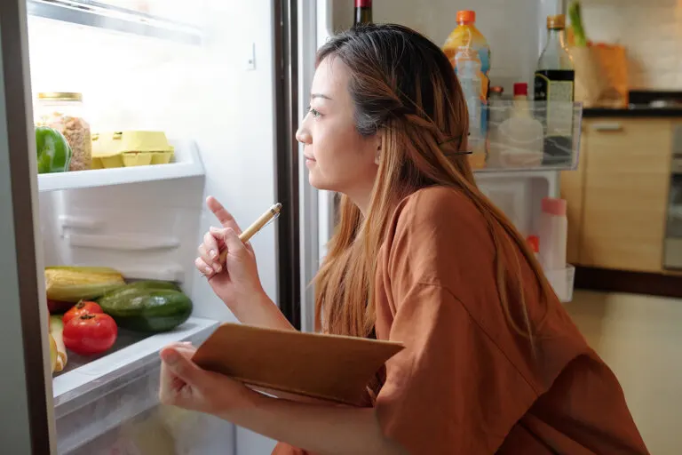 ¿Cuánto dura la comida cocinada en la nevera?