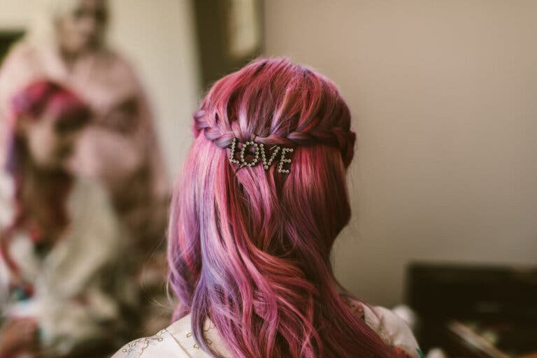 Broches para el pelo: variedades y cómo usarlos