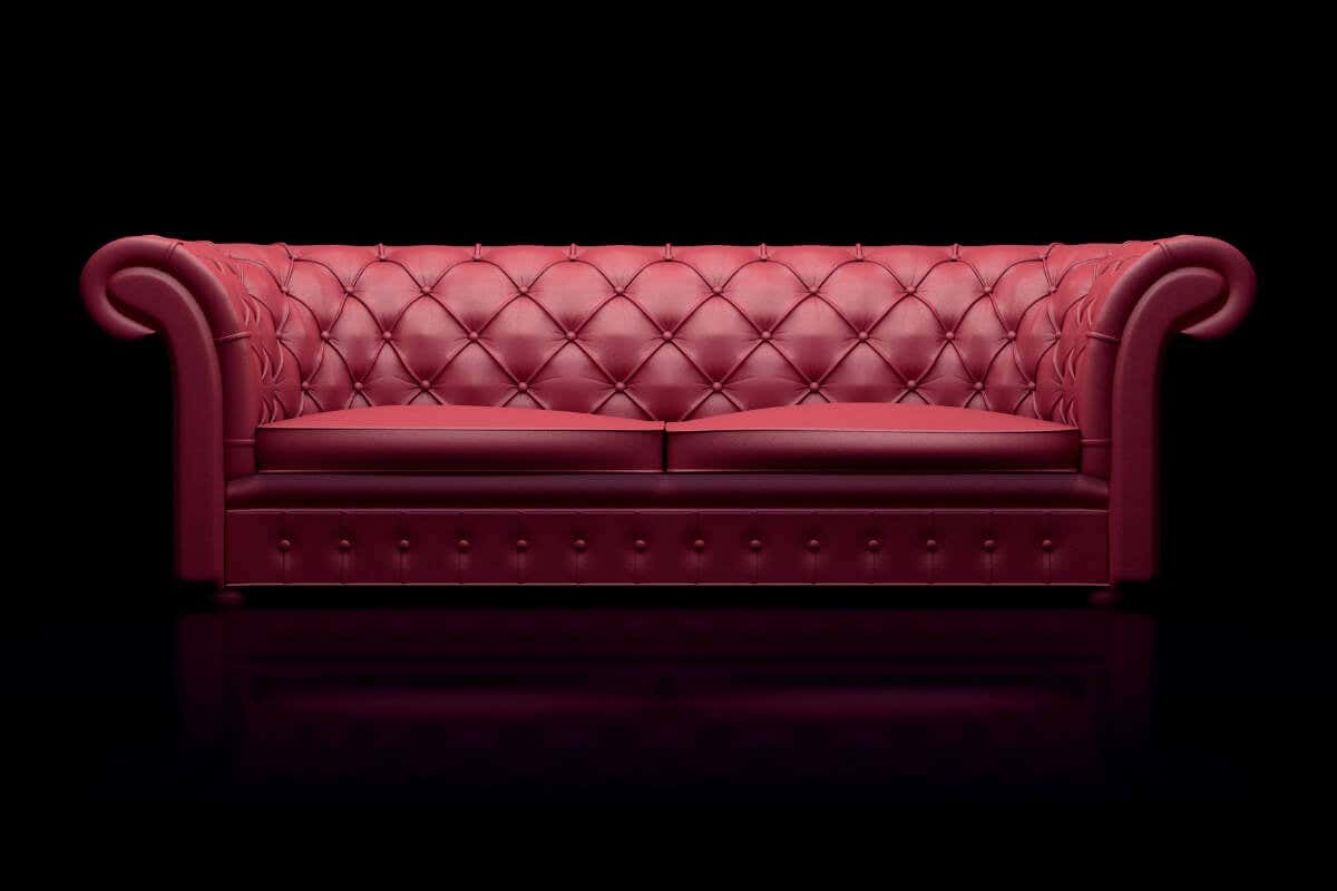 Sofa chéster rojo.