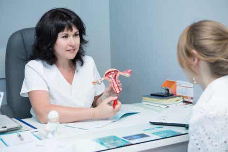 ¿Qué es el raspado endometrial y cuándo se realiza?