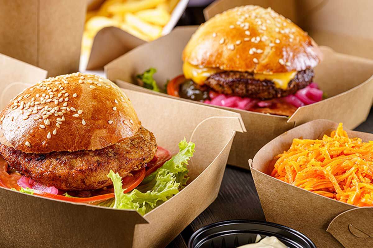 nicht in die Mikrowelle - Pappkartons