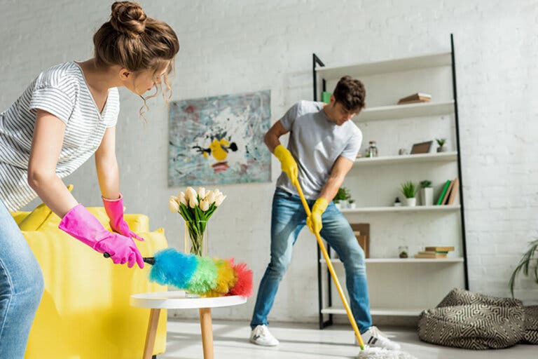 Limpieza de primavera: guía paso a paso para un hogar impecable