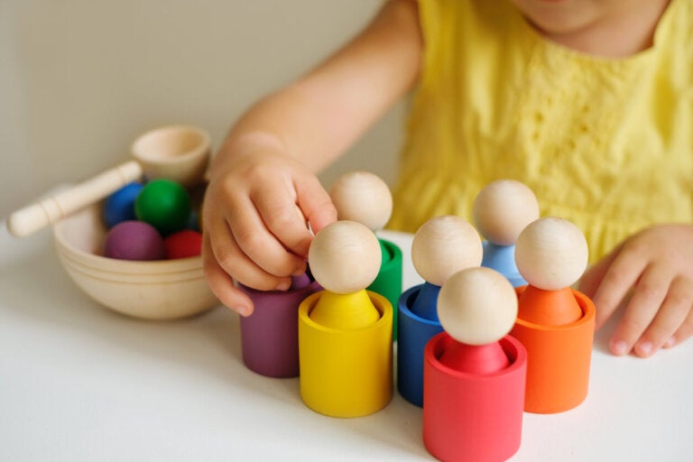 Juguetes Montessori: Clasificación por edad y Beneficios