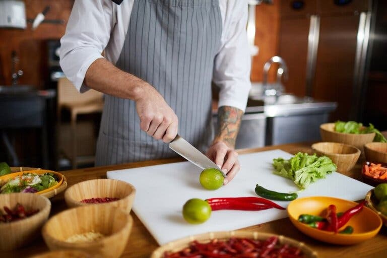 Tablas de picar: cómo elegir las correctas para tu cocina