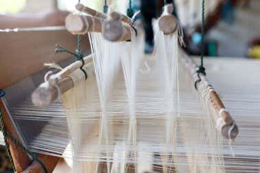 De los capullos a tu ropa: ¿cómo se fabrica la seda?