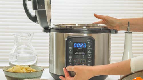 ¿Qué es una olla de cocción lenta y por qué la necesitas en tu cocina?
