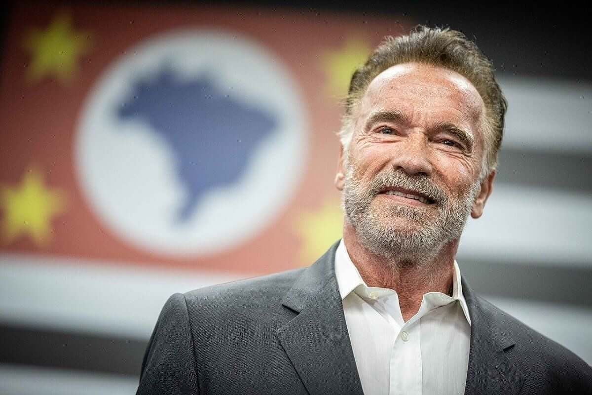 Le secret d’Arnold Schwarzenegger pour prendre de la masse musculaire : la méthode 4-1-1
