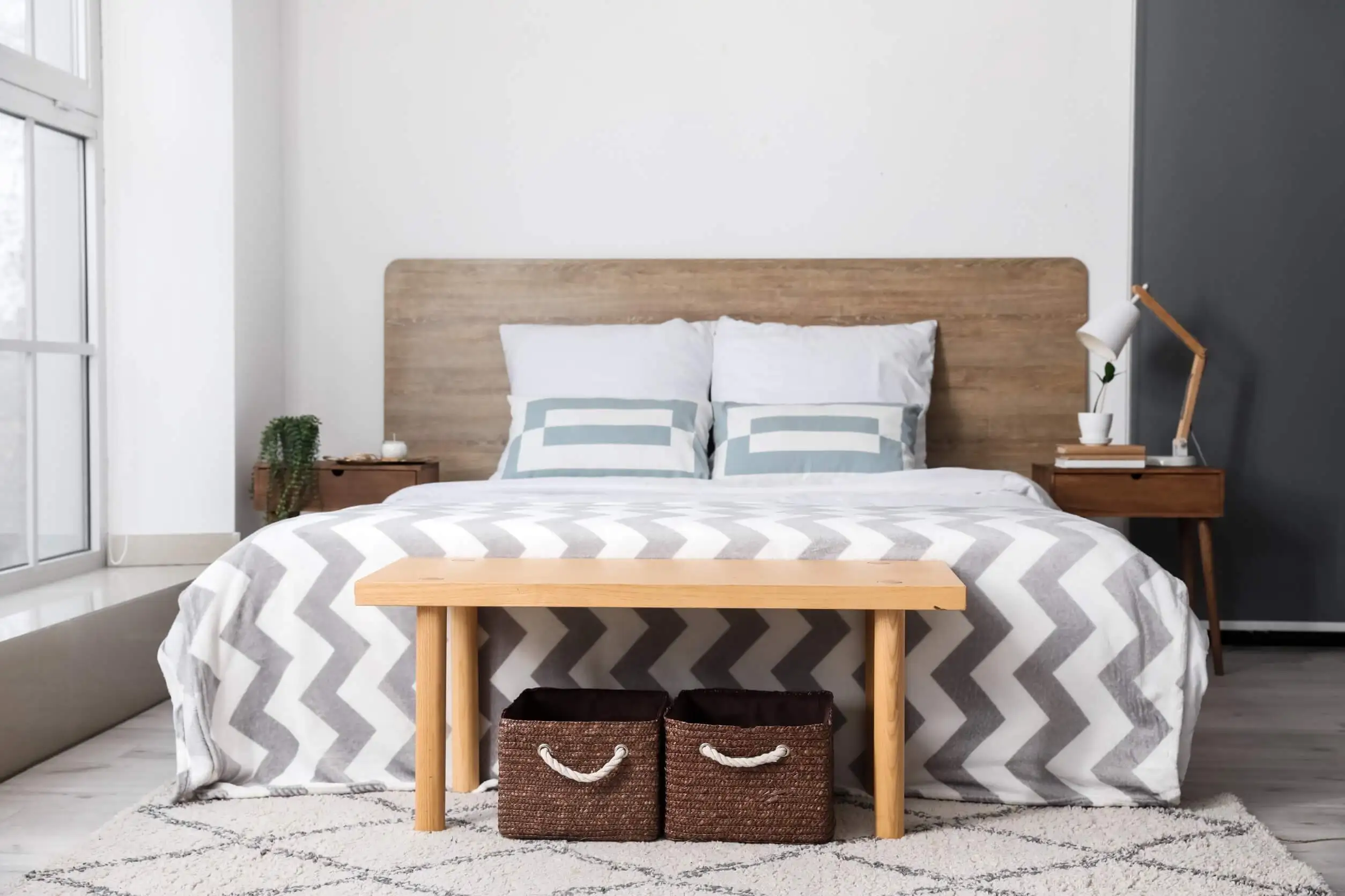 Idées de décoration pour une petite chambre double.