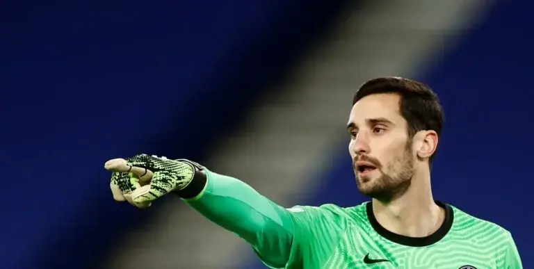 Sergio Rico se recupera: ¿se puede volver al deporte después de un coma inducido?