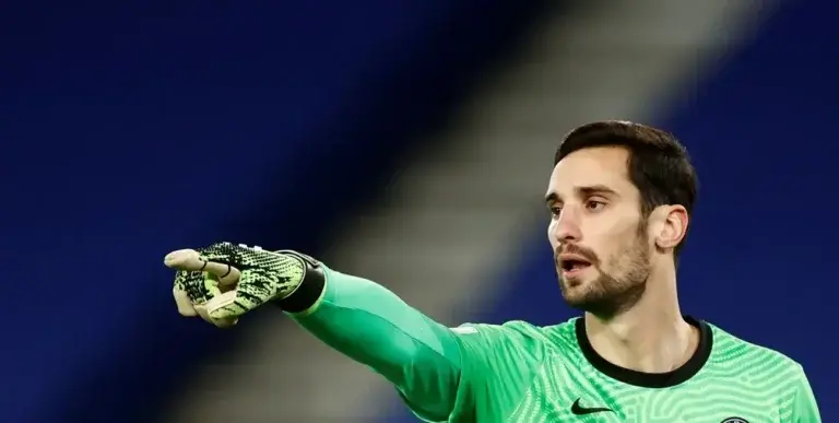 Sergio Rico se recupera: ¿se puede volver al deporte después de un coma inducido?
