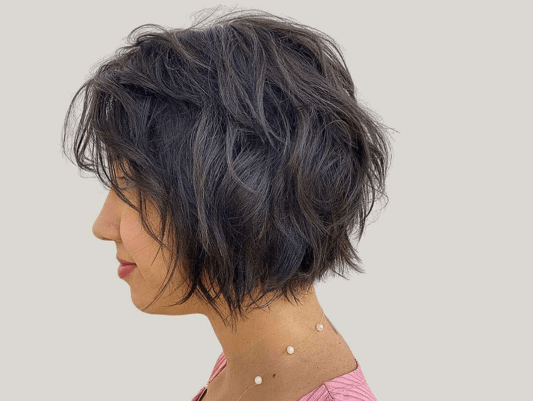 Cabello ondulado tipo Bob.