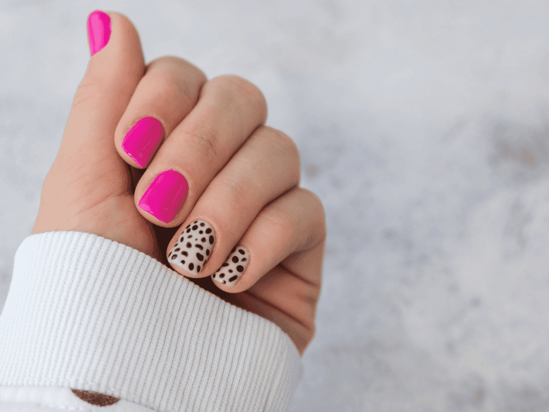 La tendencia de «Barbiecore» con «animal print», llegó para quedarse.