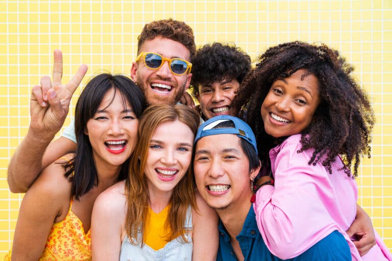 ¿Por qué los «millennials» lucen más jóvenes de lo que son?