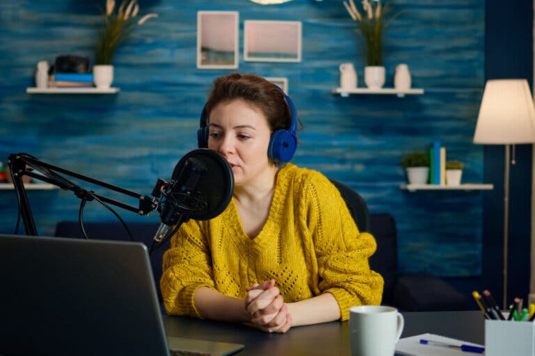 Poder femenino: 11 mejores pódcast hechos por y para mujeres
