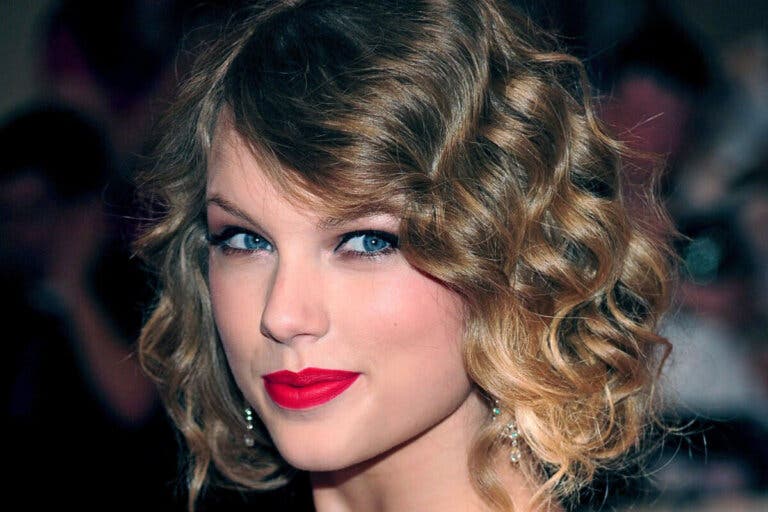 ¿Tienes el pelo corto ondulado? Prueba estos 15 cortes que son tendencia