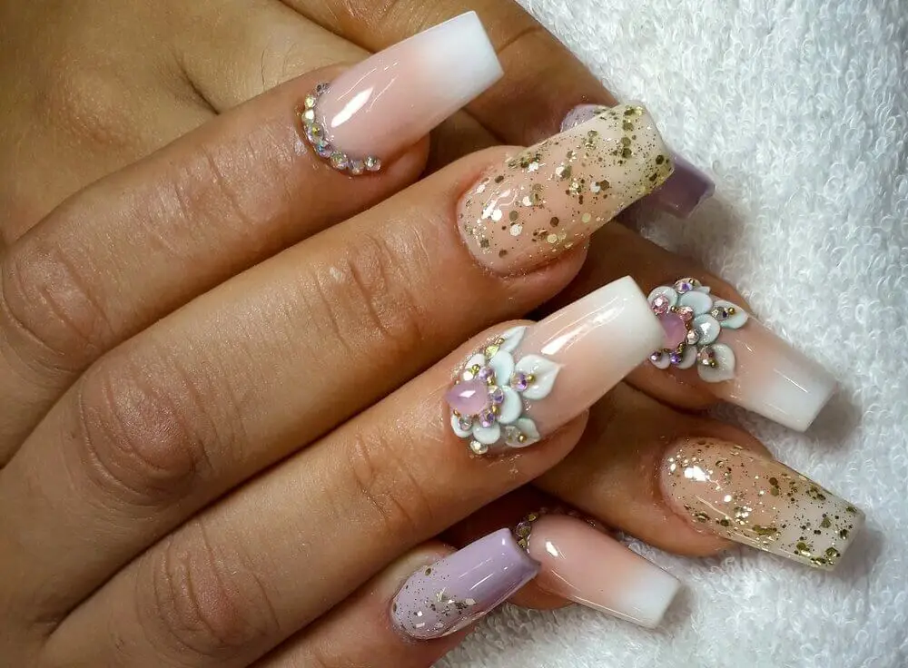 Mix de técnicas de manicura.