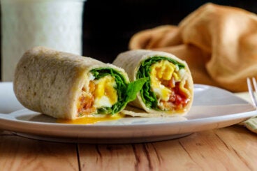 Estos 6 burritos saludables son perfectos para el desayuno o la merienda