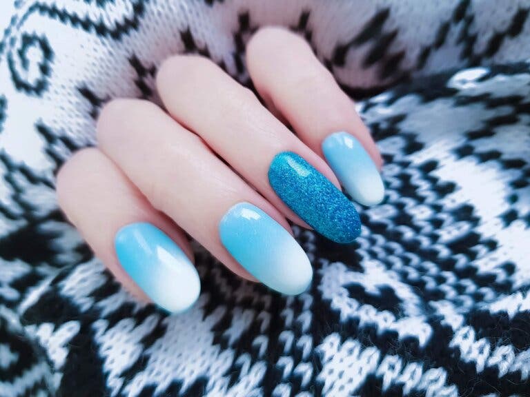 10 estilos de manicura con efecto «ombré» para este verano