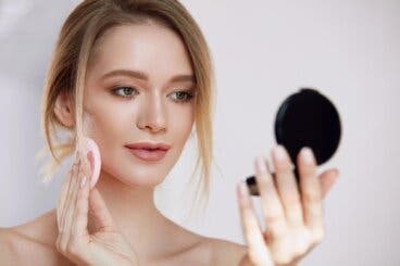 ¿Qué es el maquillaje mineral? Estos son sus ingredientes y beneficios