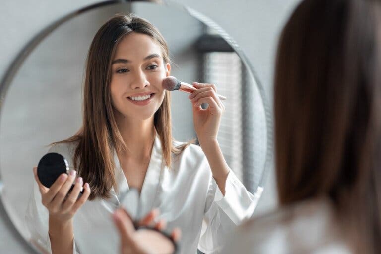 ¿Qué es el maquillaje hipoalergénico y cuándo usarlo?
