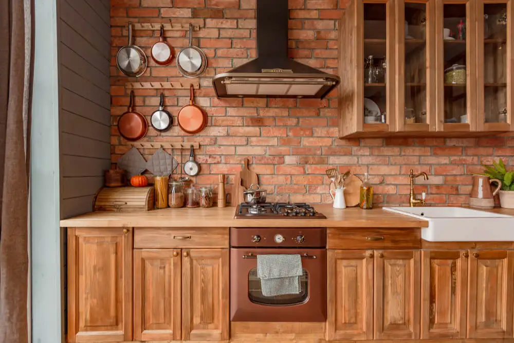 Cocina con decoración de estilo campestre
