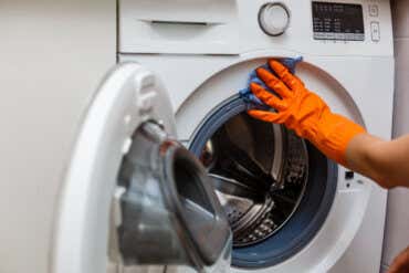 Cómo limpiar el interior de la lavadora con productos naturales