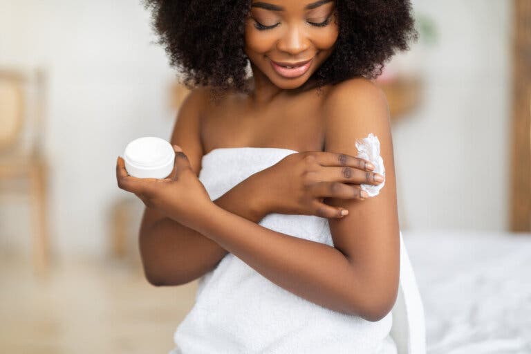 9 beneficios de la manteca corporal y cómo prepararla en casa