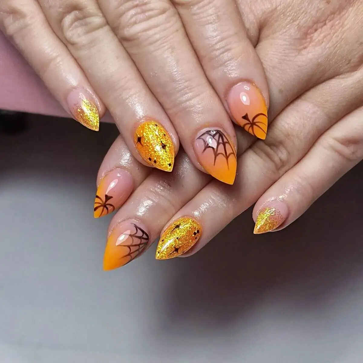 Nude con color calabaza.