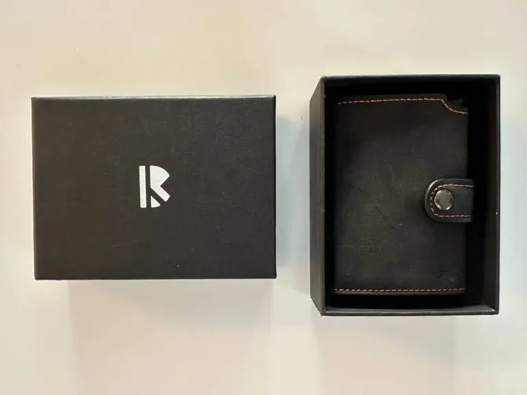 Regalos para hombre: cartera con tarjetero Bewmer