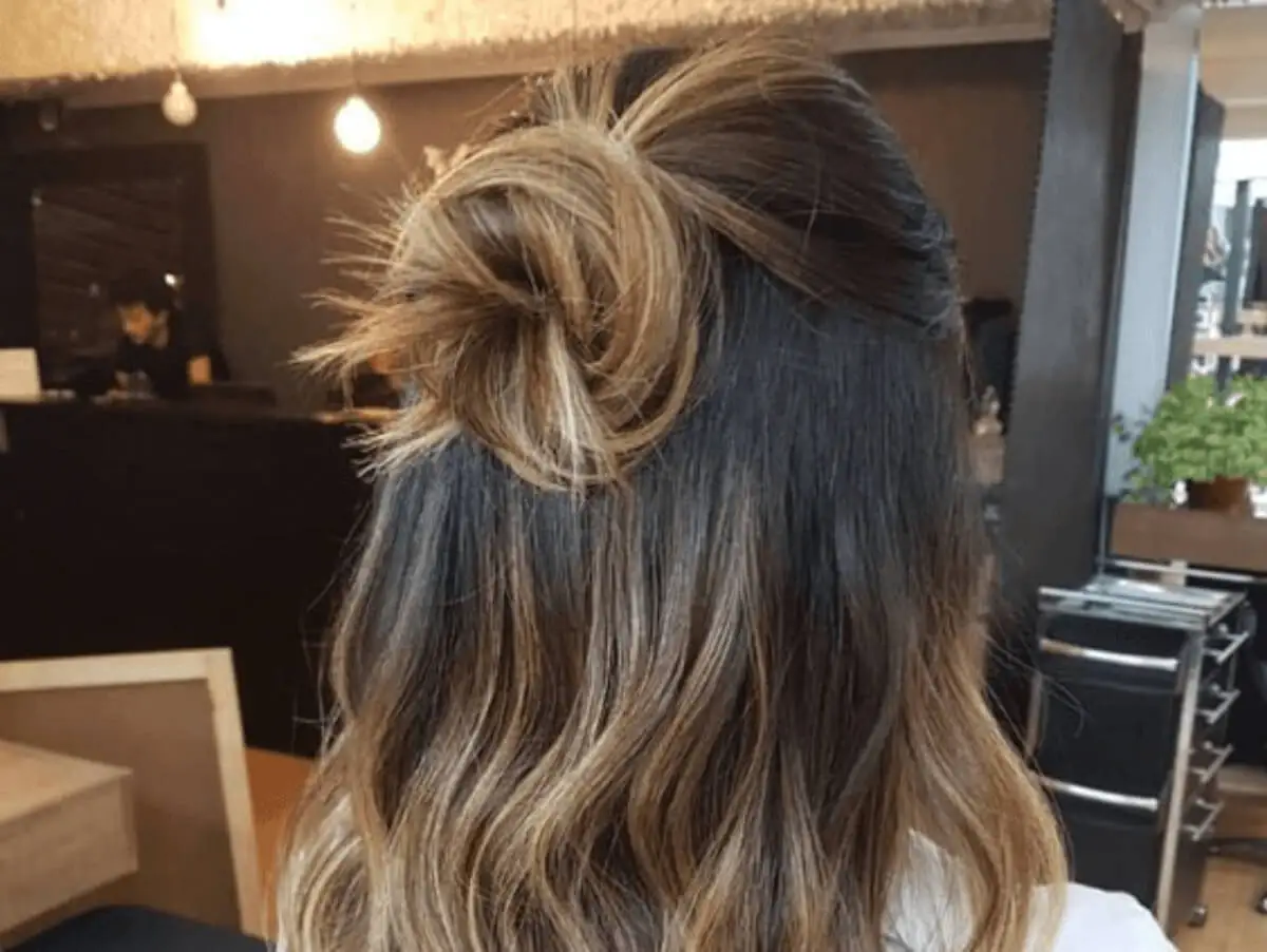 Cabello iluminado.