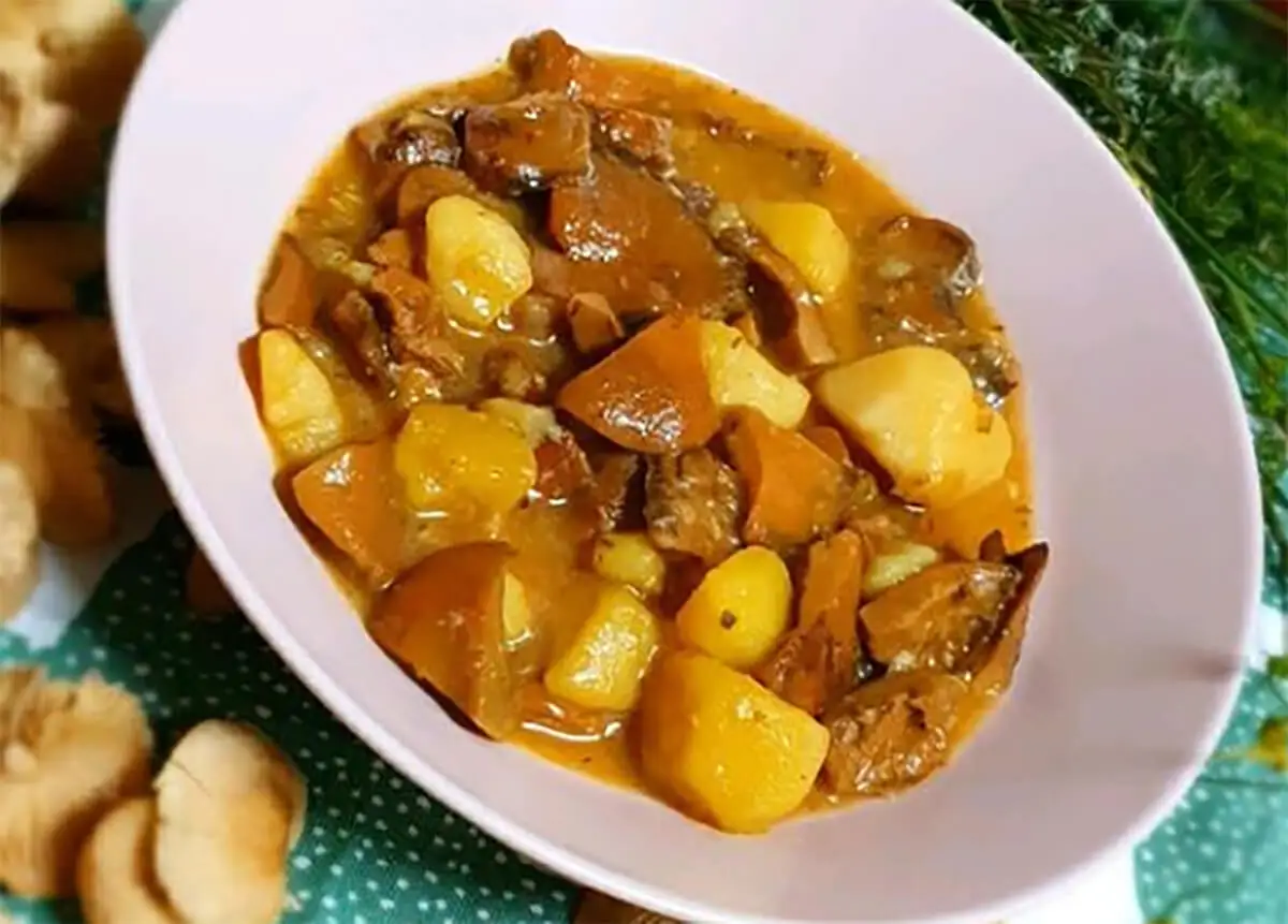 Hongos con papas.