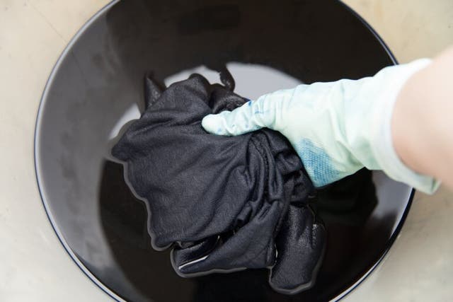 Color Negro Ropa Lavar Consejos para recuperar el color negro de la ropa - Mejor con Salud