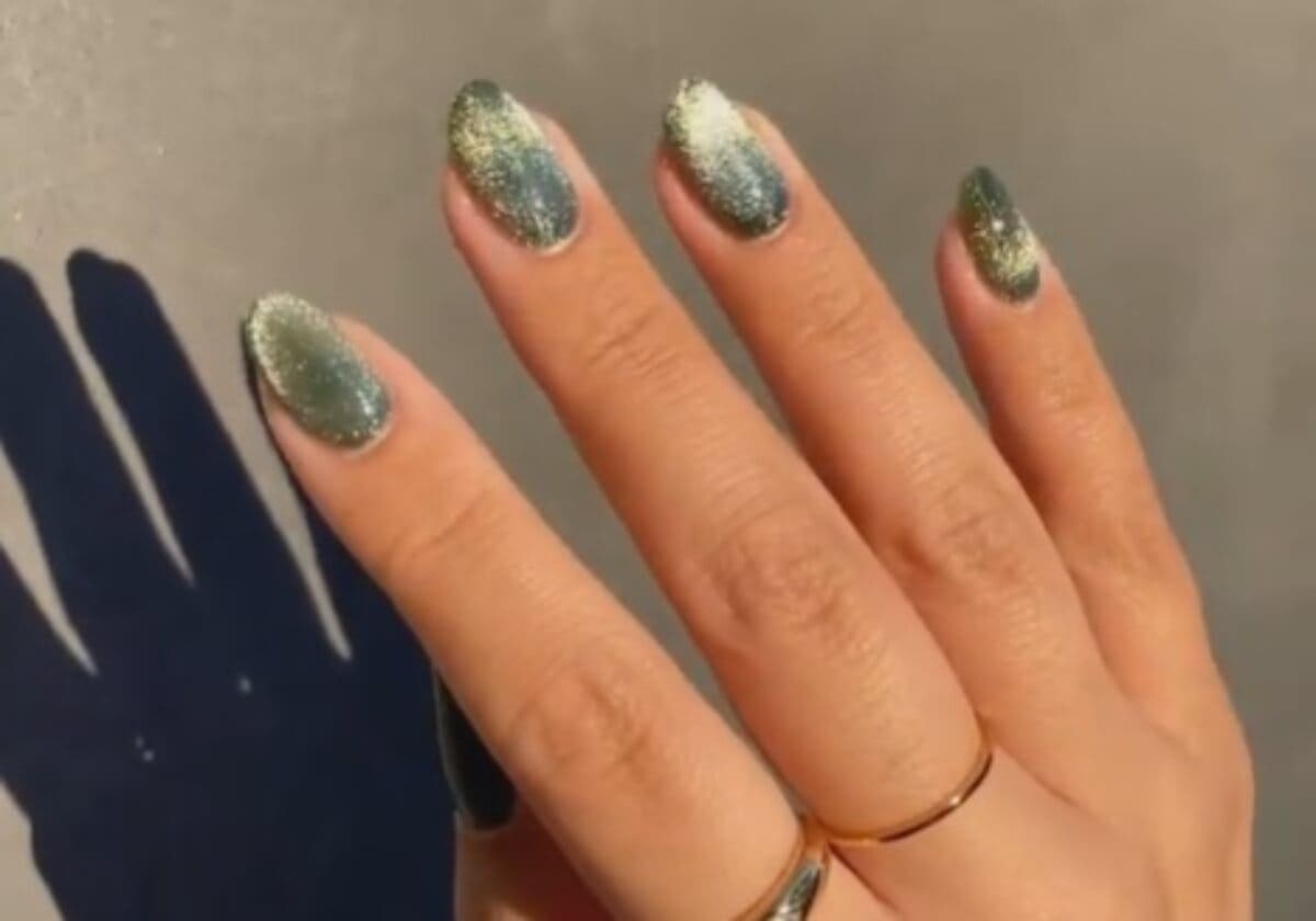 Instagram @amyle.nails.