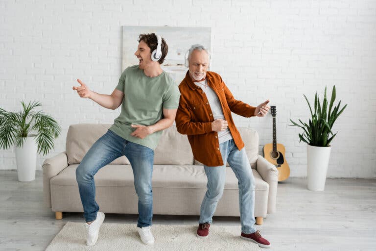 Estudio revela las 5 actividades creativas que te hacen más feliz