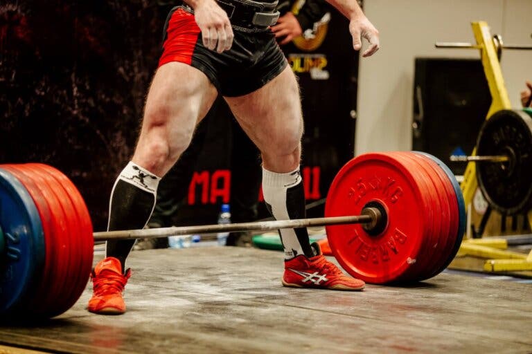 Qué es el «powerlifting» y cómo iniciarse en este entrenamiento de fuerza y constancia