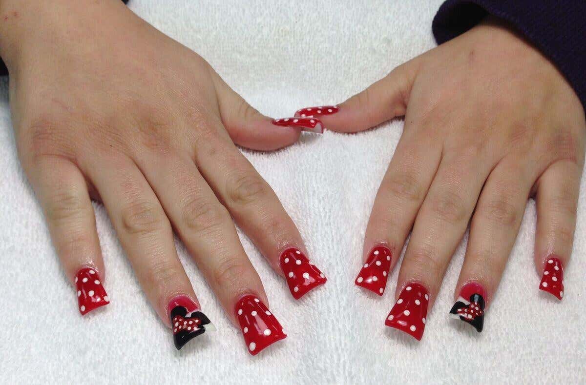 Duck Nails: Minnie Mouse 