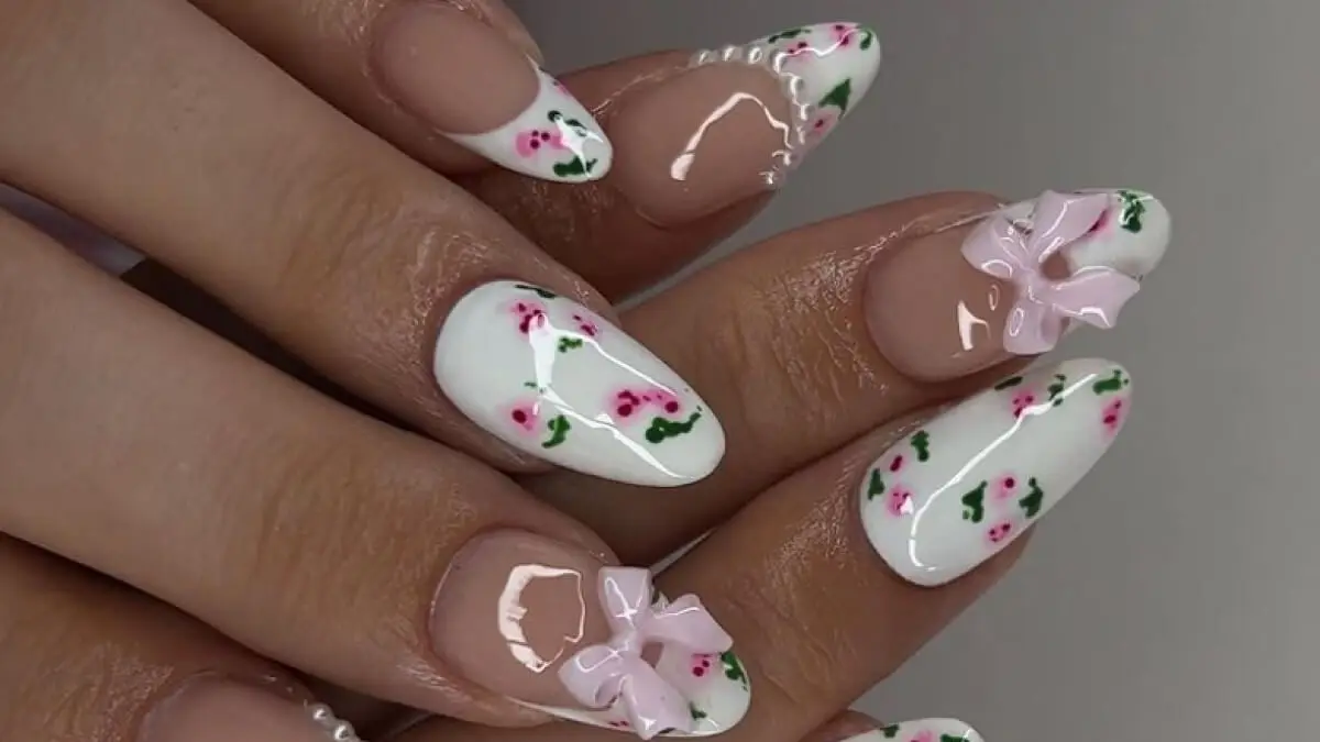 Uñas coquette tea party