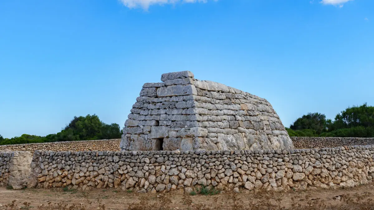 Naveta des Tudons.